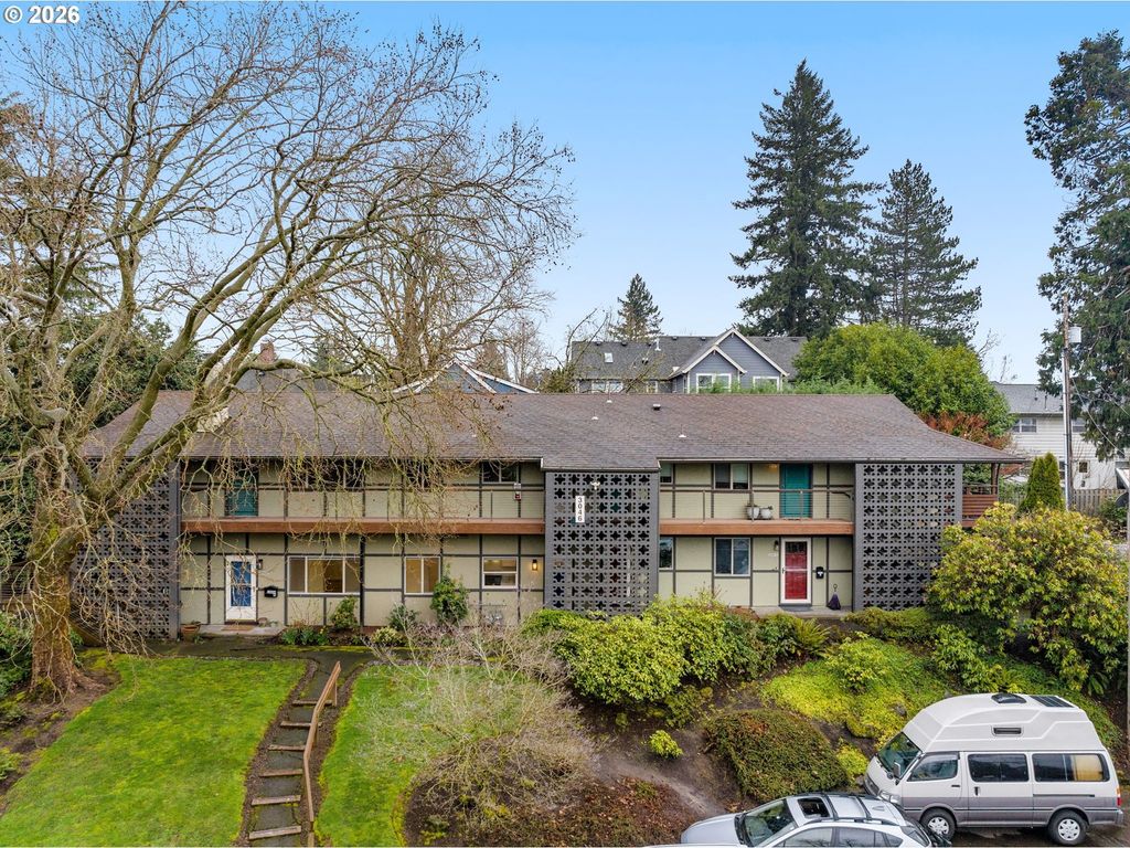 3046 Sw Florida Ct B, Portland