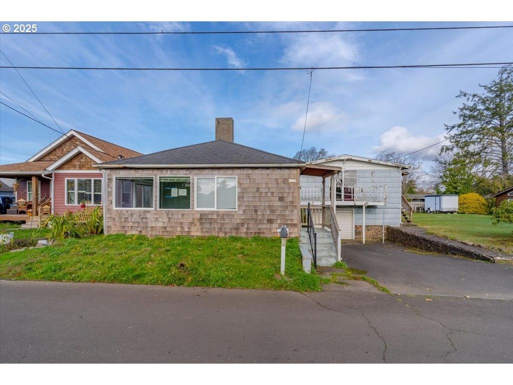 1110 6th Ave, Seaside