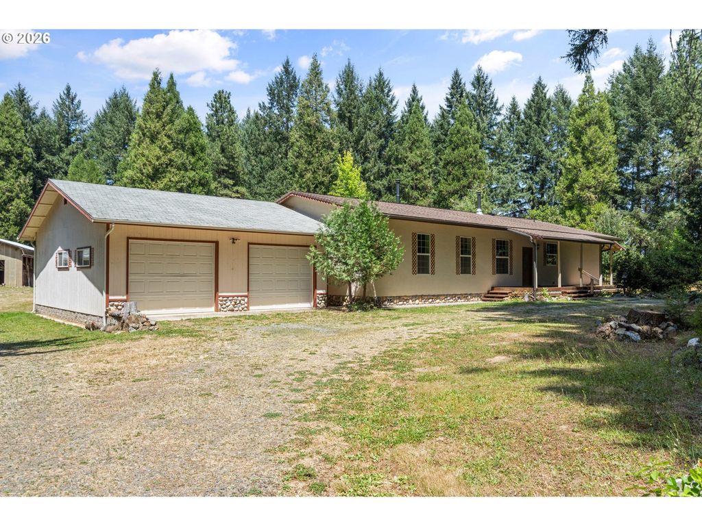 273 Fawn Ln, Azalea