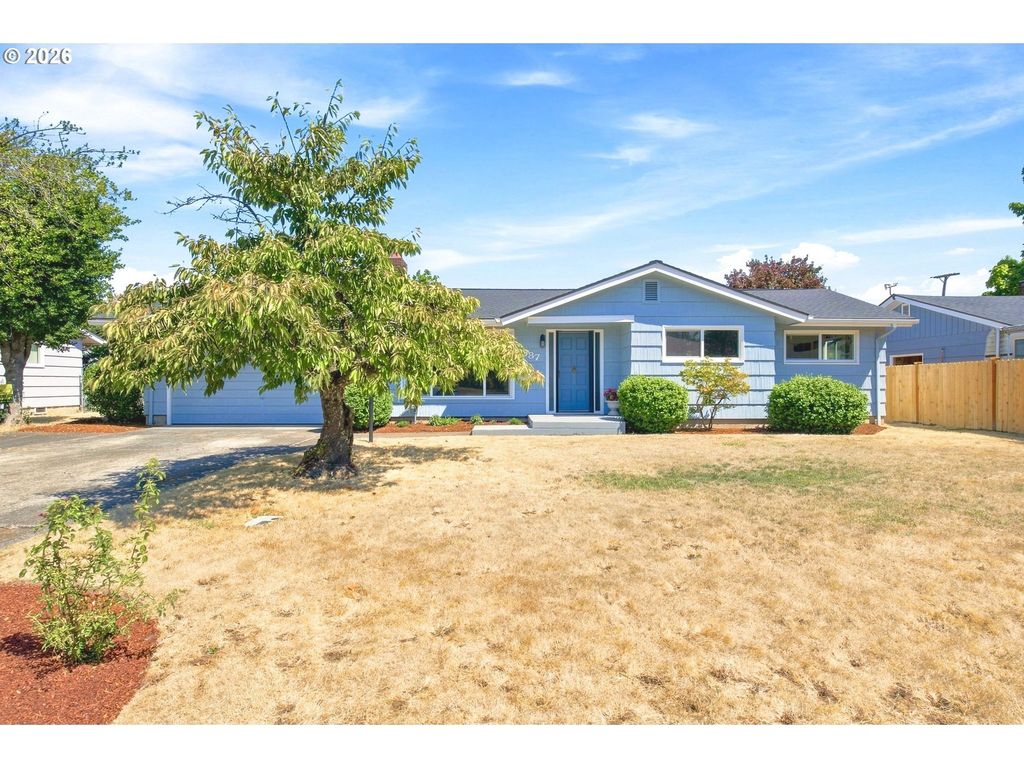 987 Baxter St, Eugene