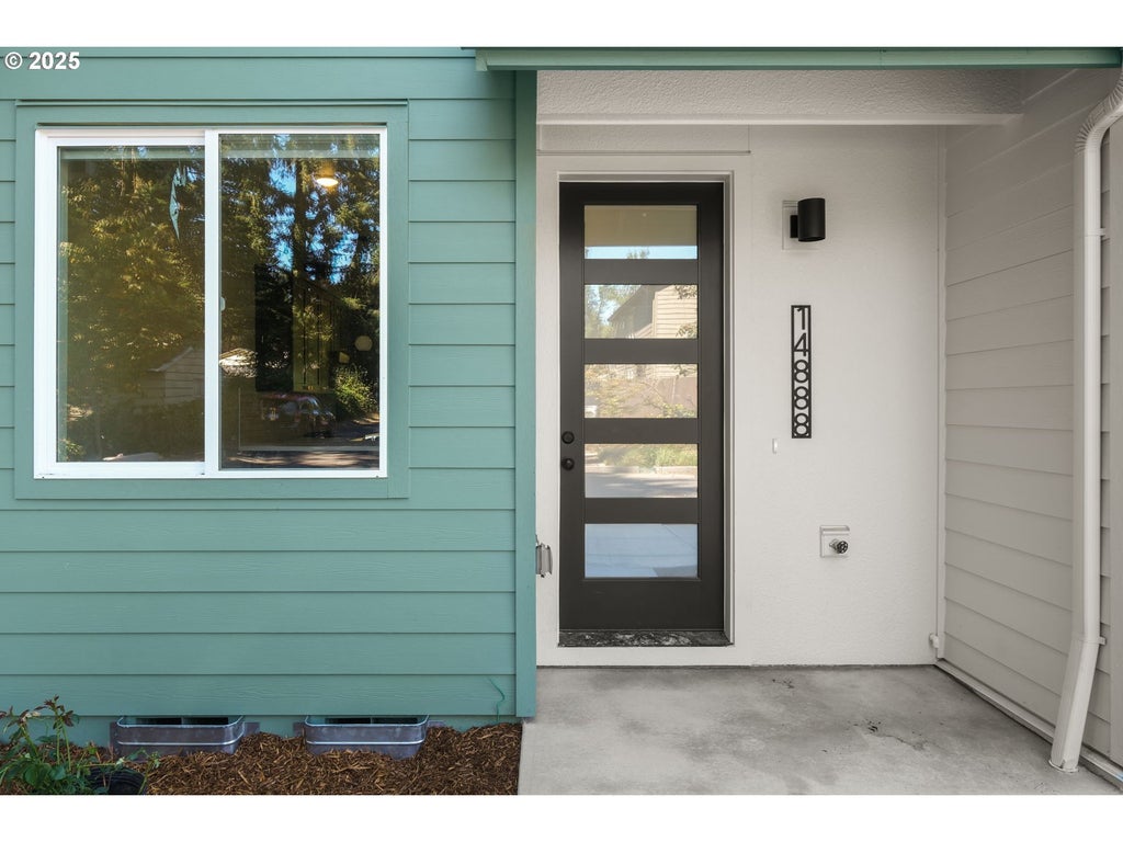 14888 Ne Couch St 15, Portland
