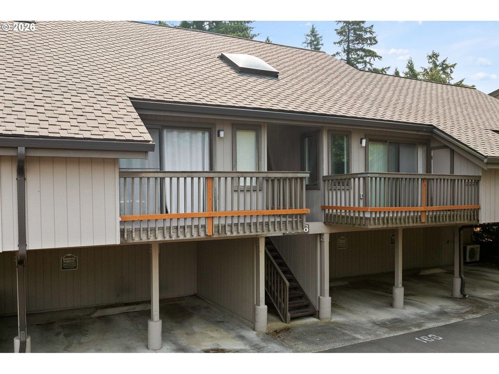 7736 Sw Barnes Rd B, Portland