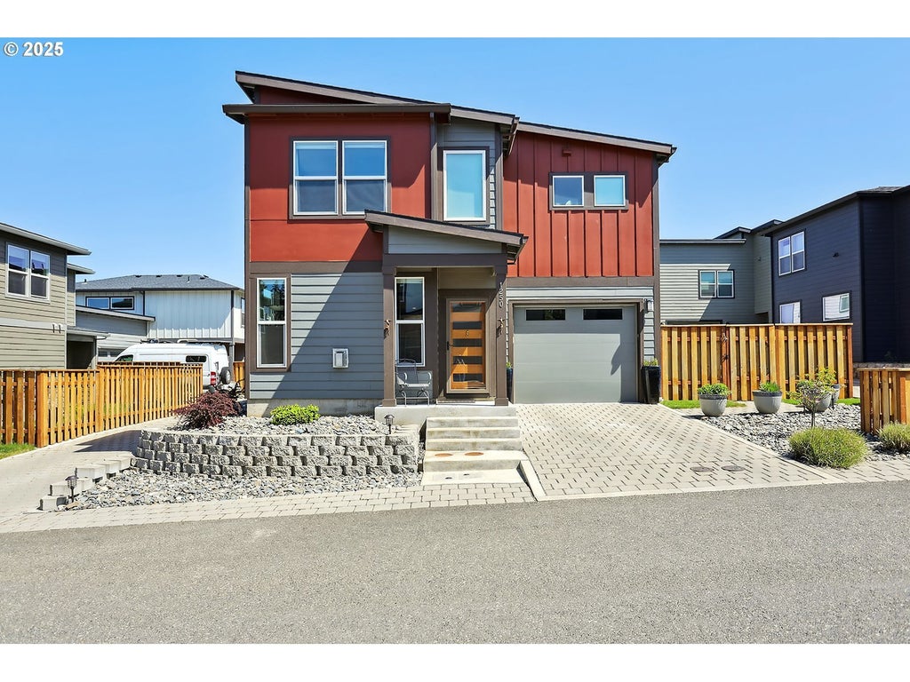 1250 29th St, Hood River