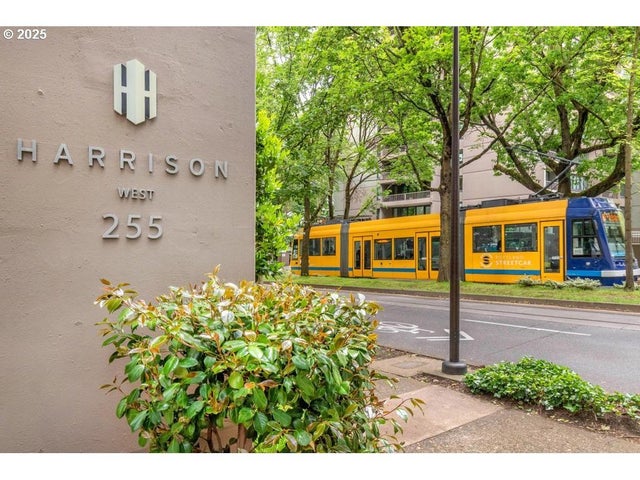 255 Sw Harrison St 17h, Portland