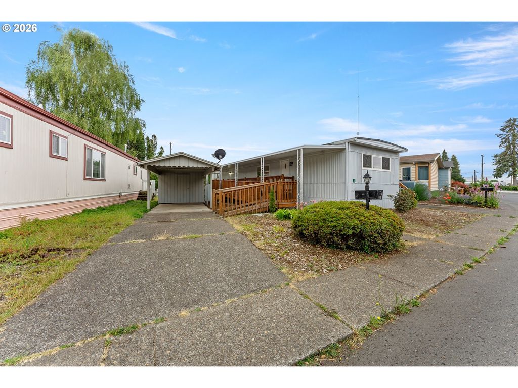570 N 10th Ave 6, Cornelius