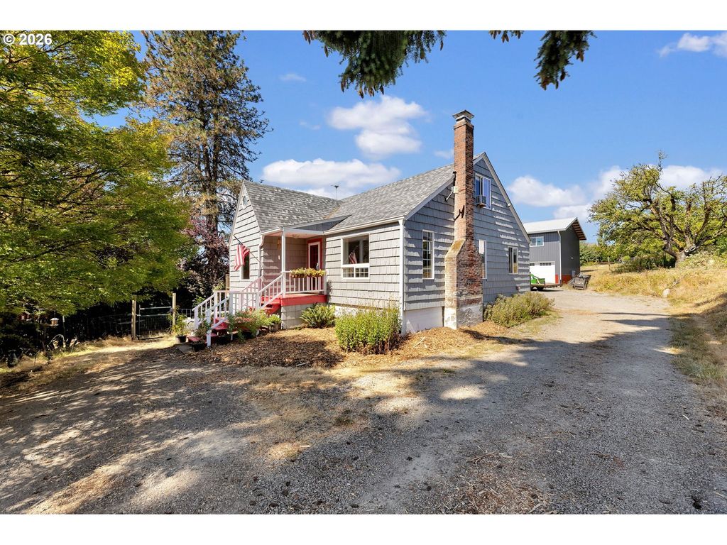 761 S 25th Pl, Ridgefield