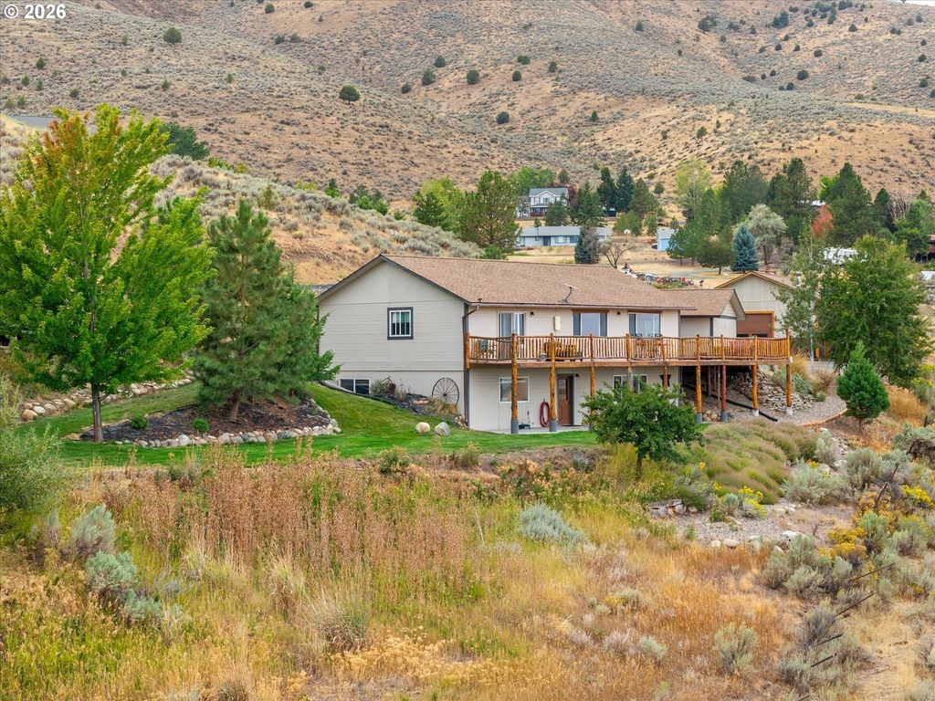 17951 Deer Park Loop, Baker City