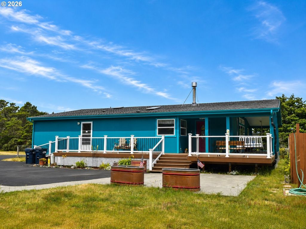 24120 Carpenterville Rd, Gold Beach
