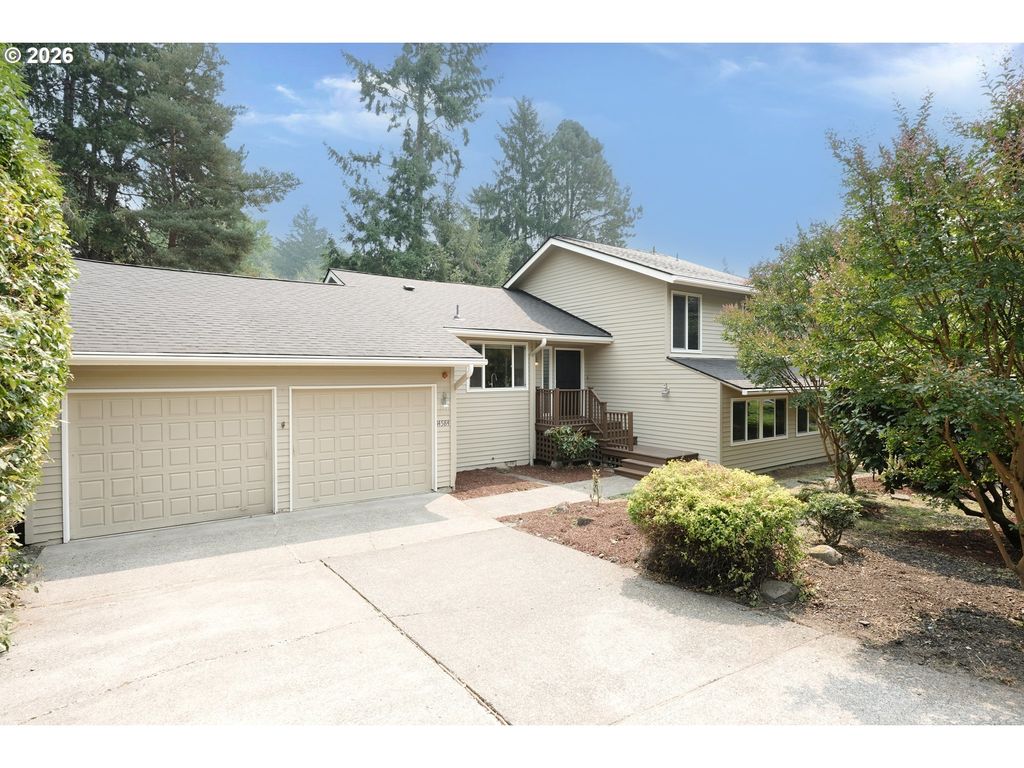 14584 Rainbow Dr, Lake Oswego