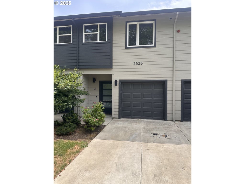 2828 22nd Ave 3, Forest Grove