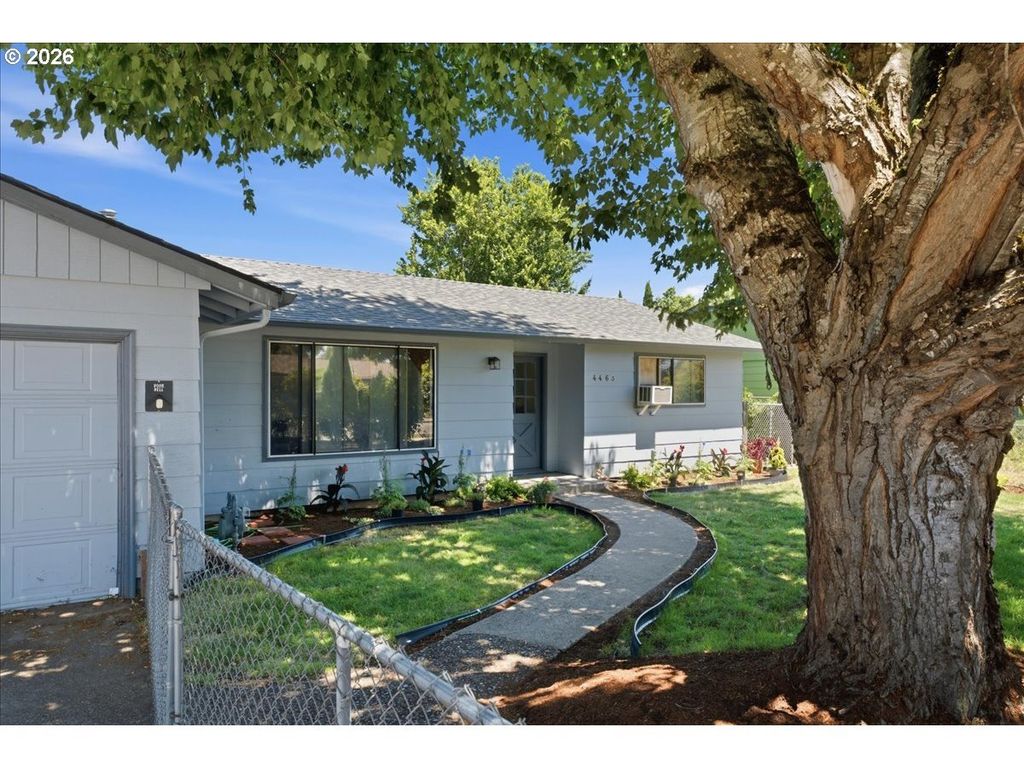 4463 Hayesville Dr Ne, Salem