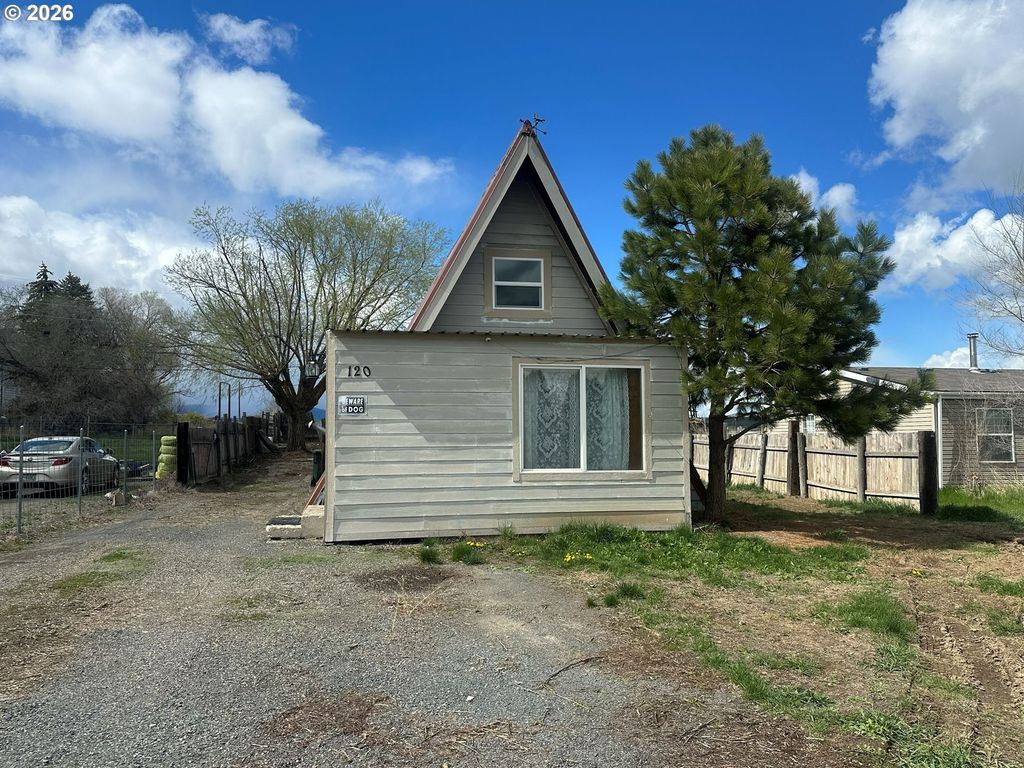 120 2nd St, North Powder