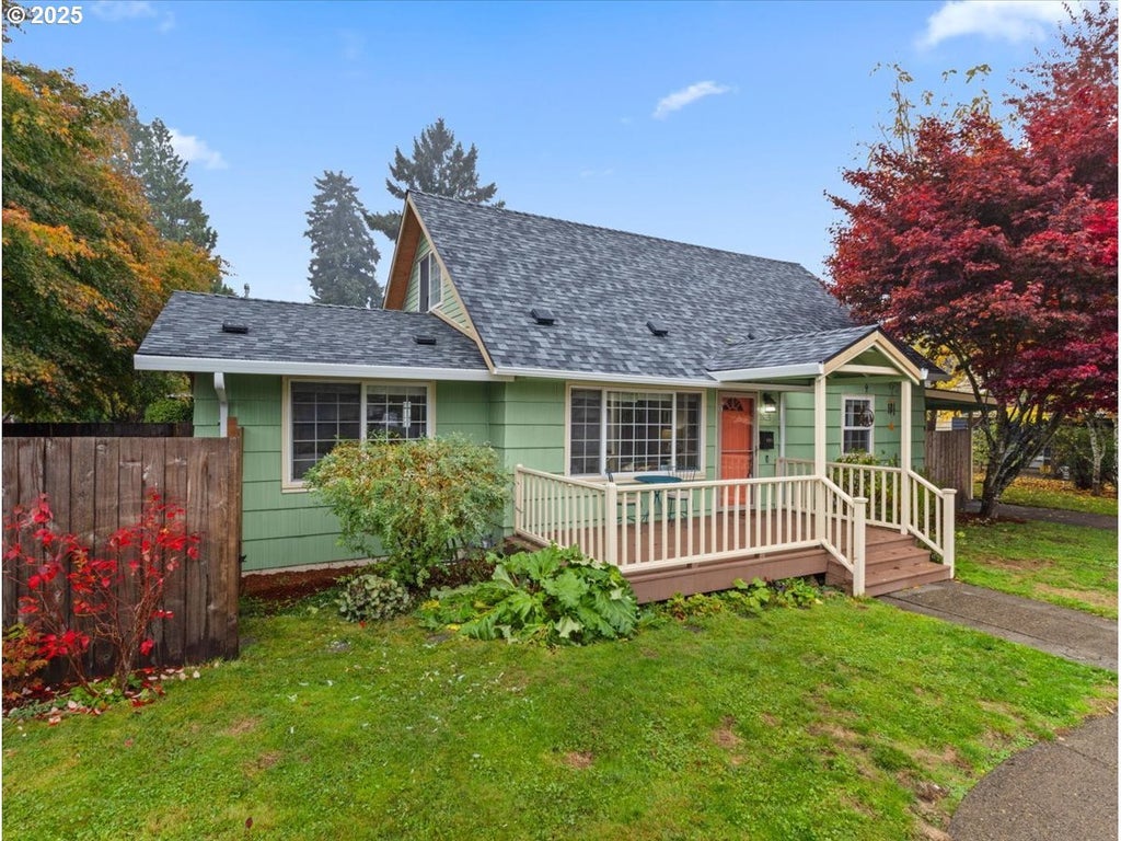 7835 Se Cesar E Chavez Blvd, Portland