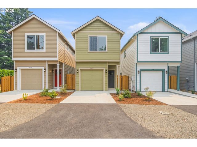 1224 Se 151 St Ave, Portland