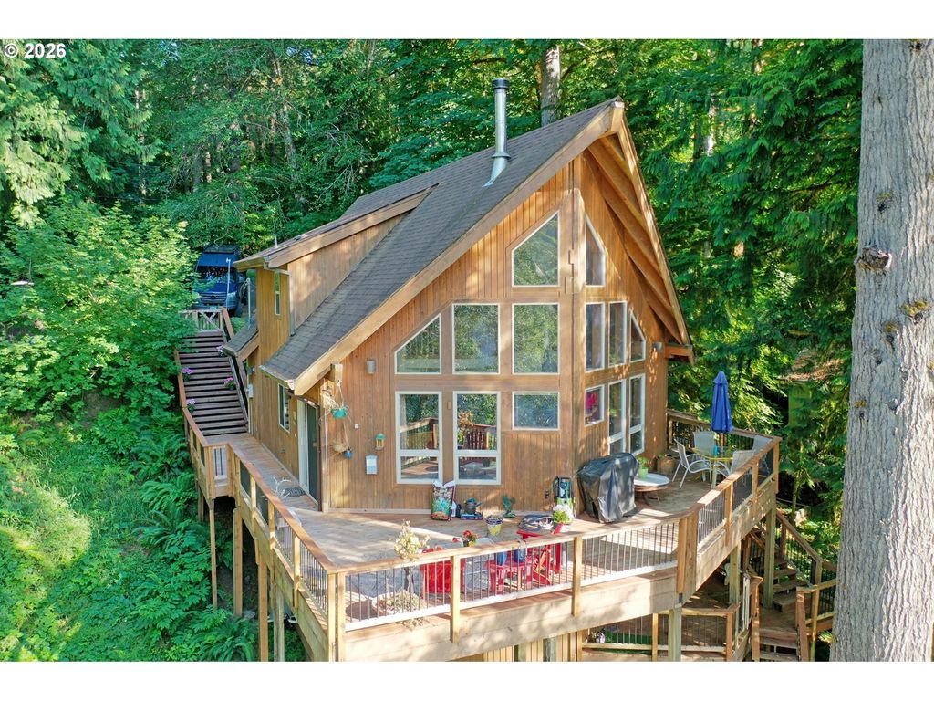71397 Fishhawk Rd, Clatskanie