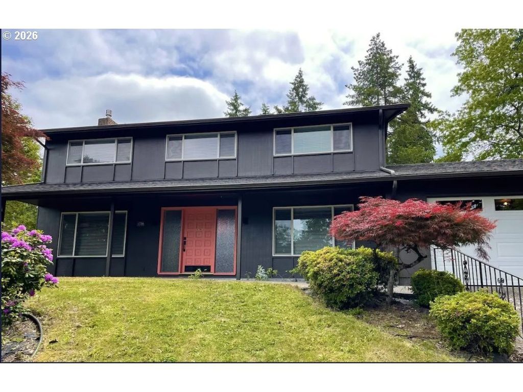 1520 W 28th Pl, Eugene