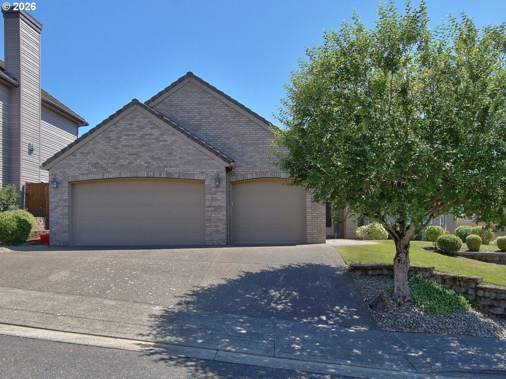2896 Mapleleaf Ct Nw, Salem