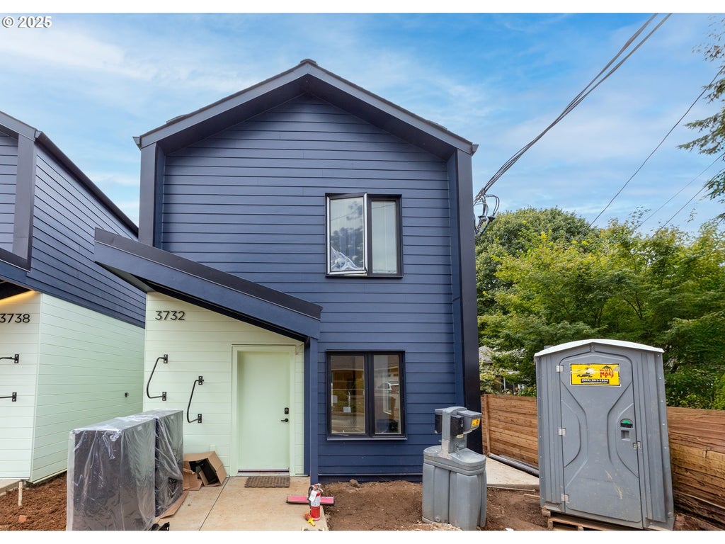 3732 Se Harvey St 2, Milwaukie