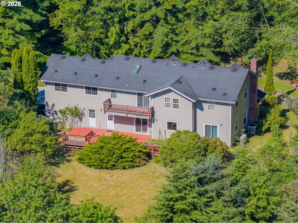 61844 Old Wagon Rd, Coos Bay