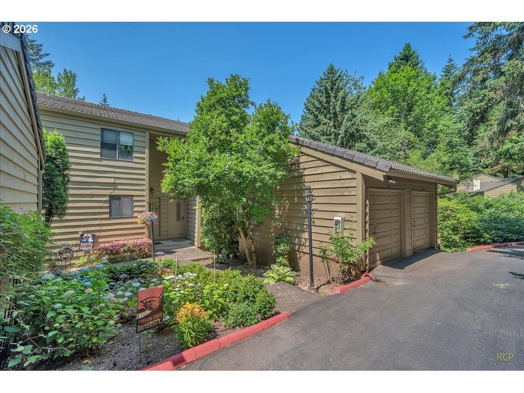 50 Cervantes Cir, Lake Oswego