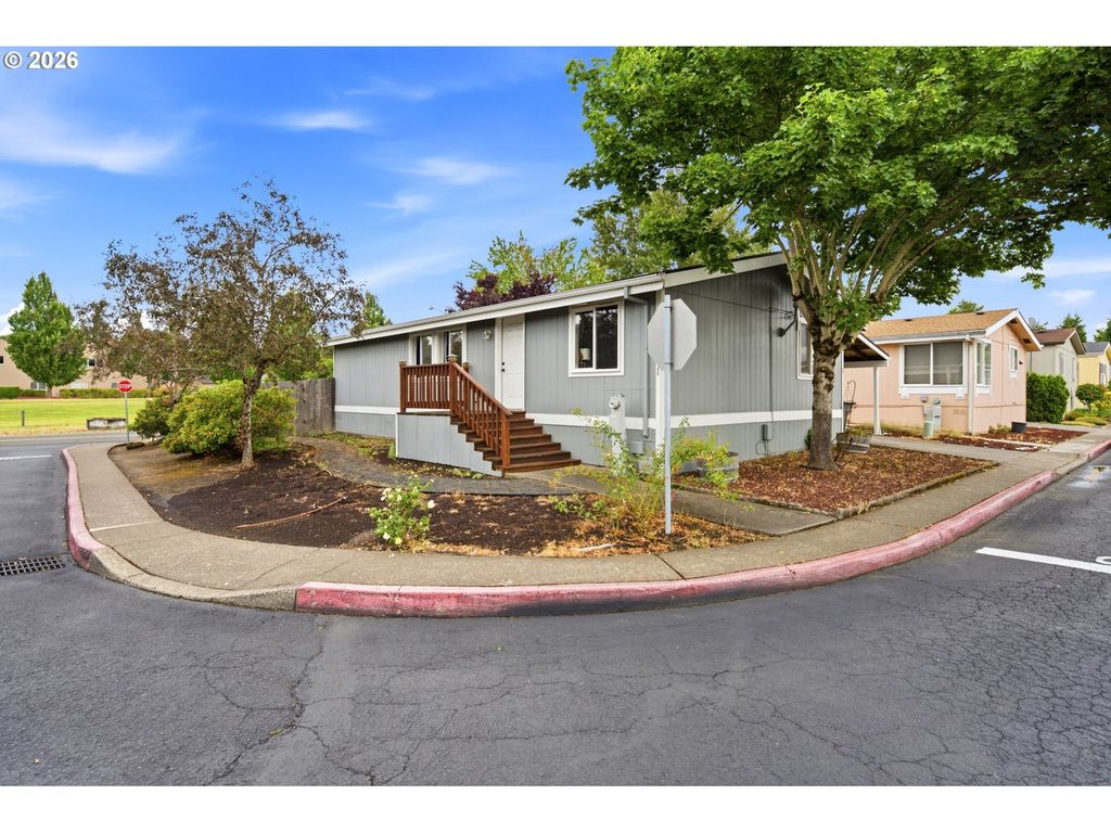 1949 Se Palmquist Rd 1, Gresham