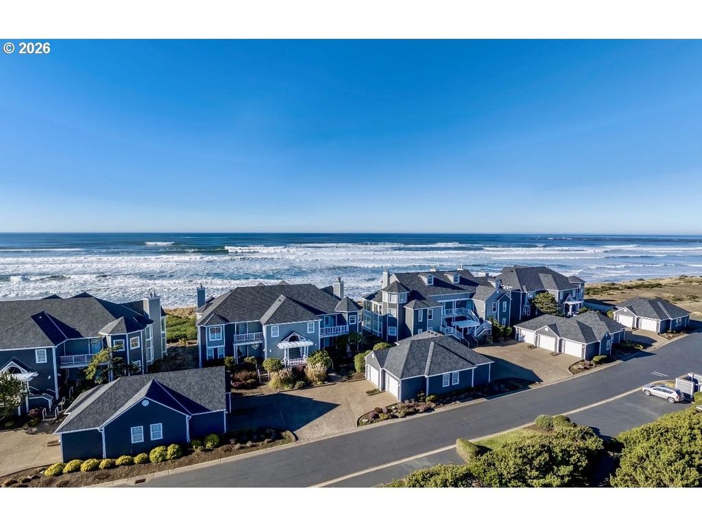 5916 Sw Cupola Dr, Newport