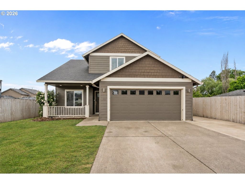 1819 N Main St, Newberg