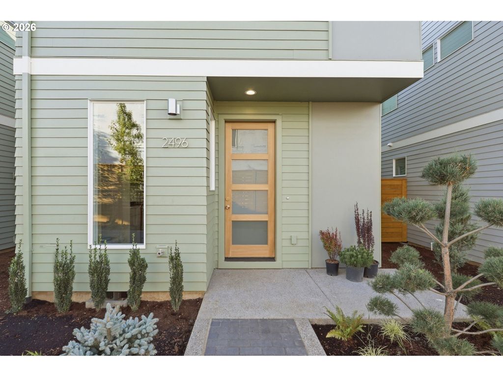 2496 Se 67th, Milwaukie