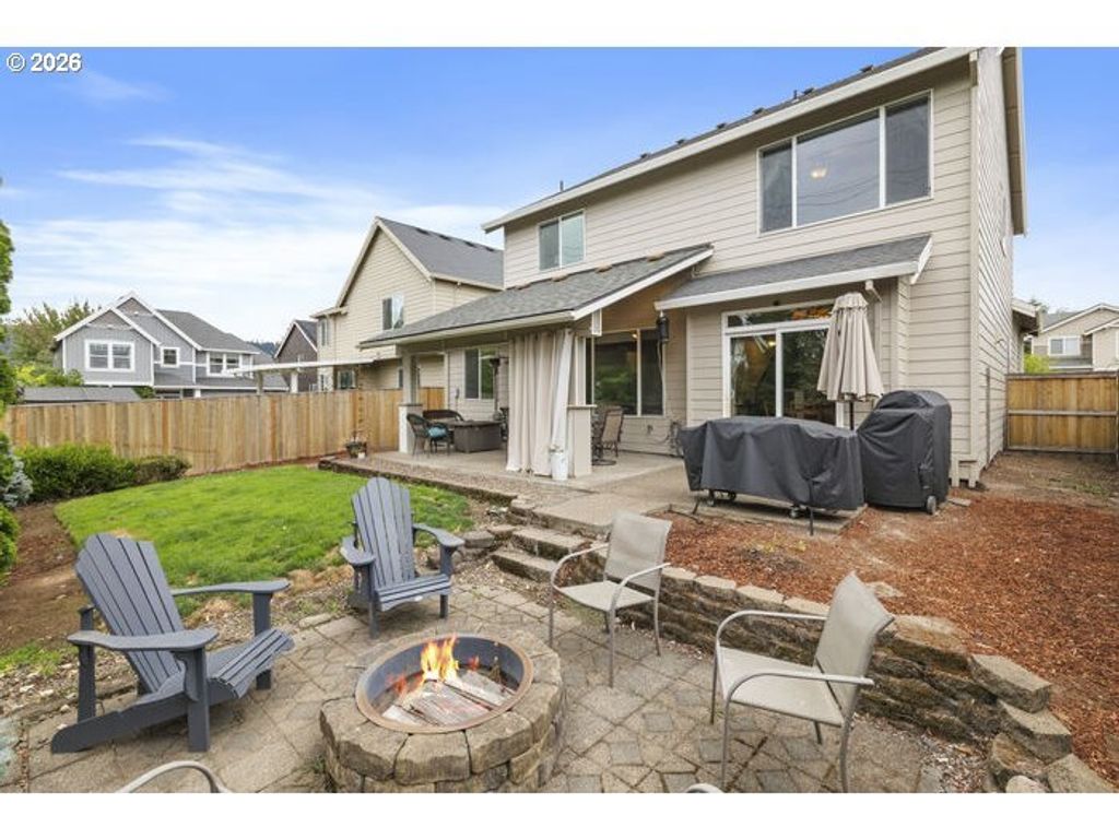 2529 N Roger Smith Dr, Newberg