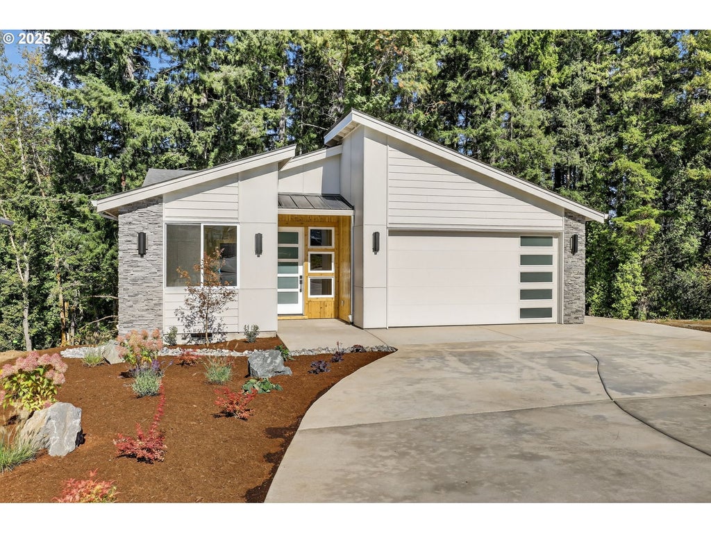 18905 Crooked River St 46, Sandy