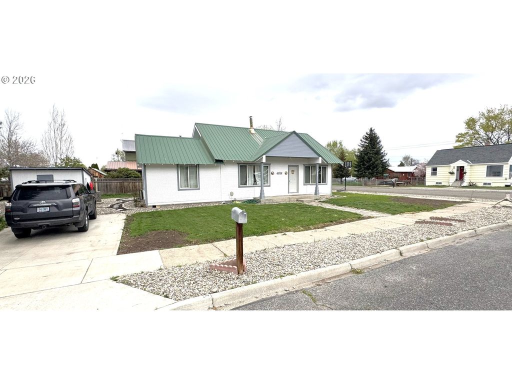 1220 Valley Ave, Baker City