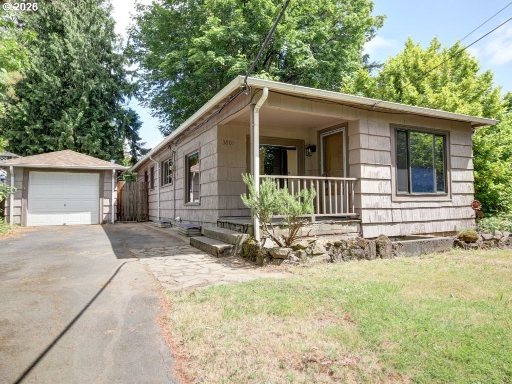 3801 Sw Plum St, Portland