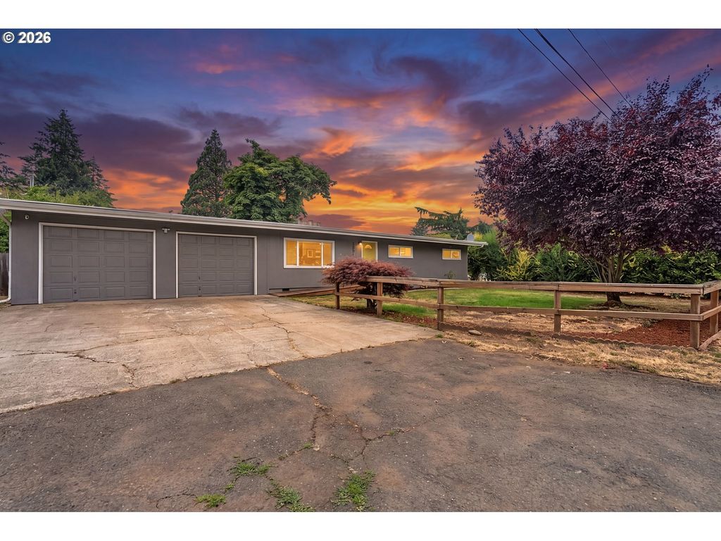2078 Dewey St, Eugene