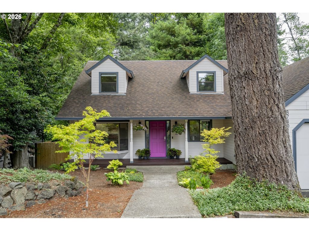 8740 Sw Washington Dr, Portland