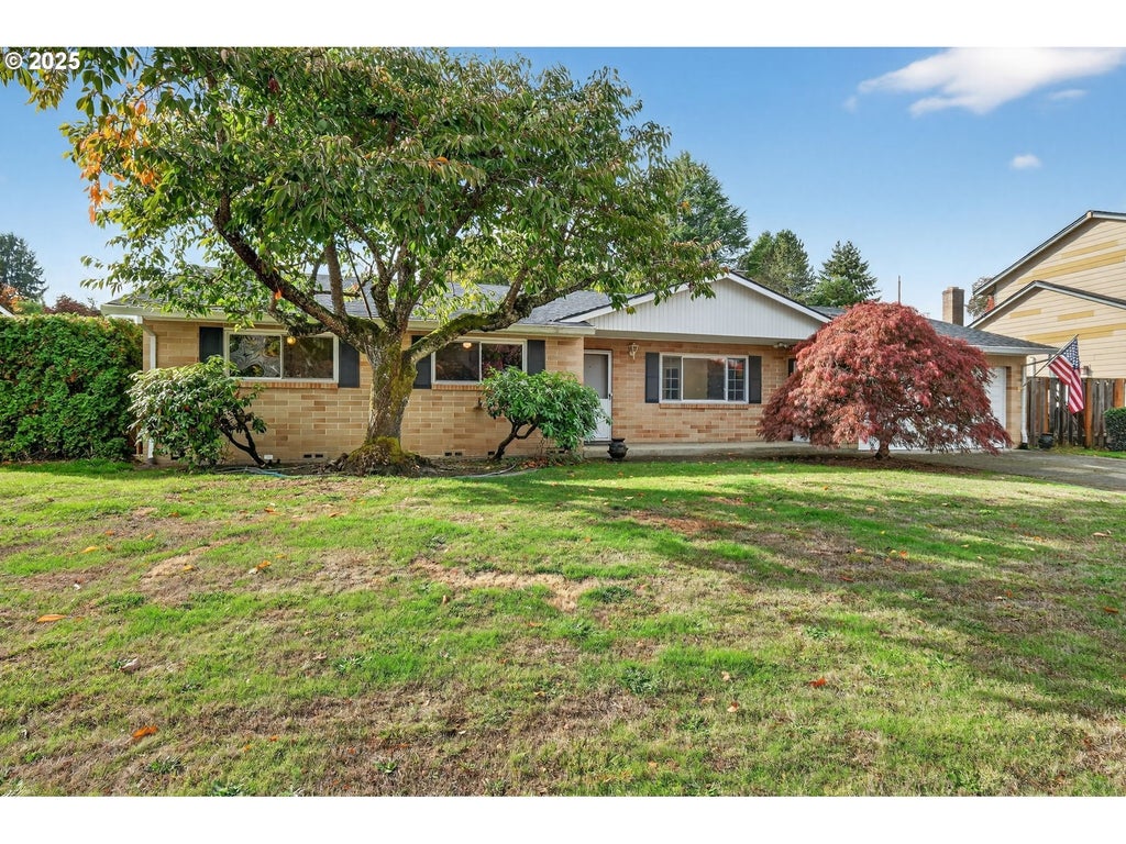 379 Se 34th Ct, Hillsboro