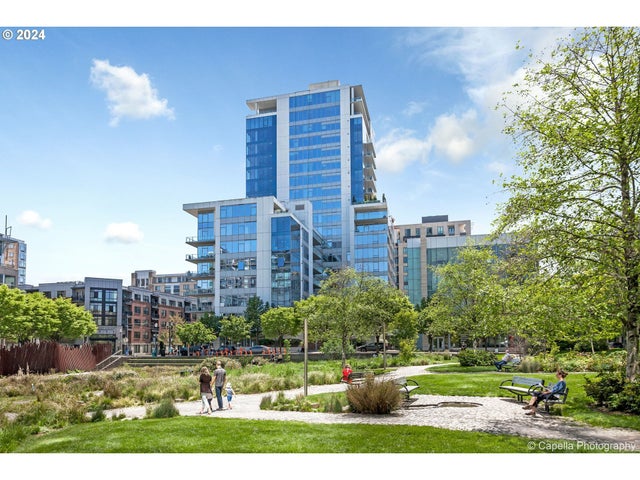 1001 Nw Lovejoy St 1008, Portland