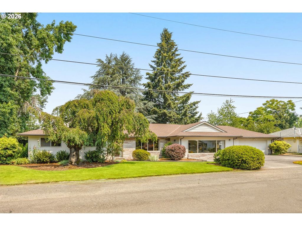3223 17th Pl, Forest Grove