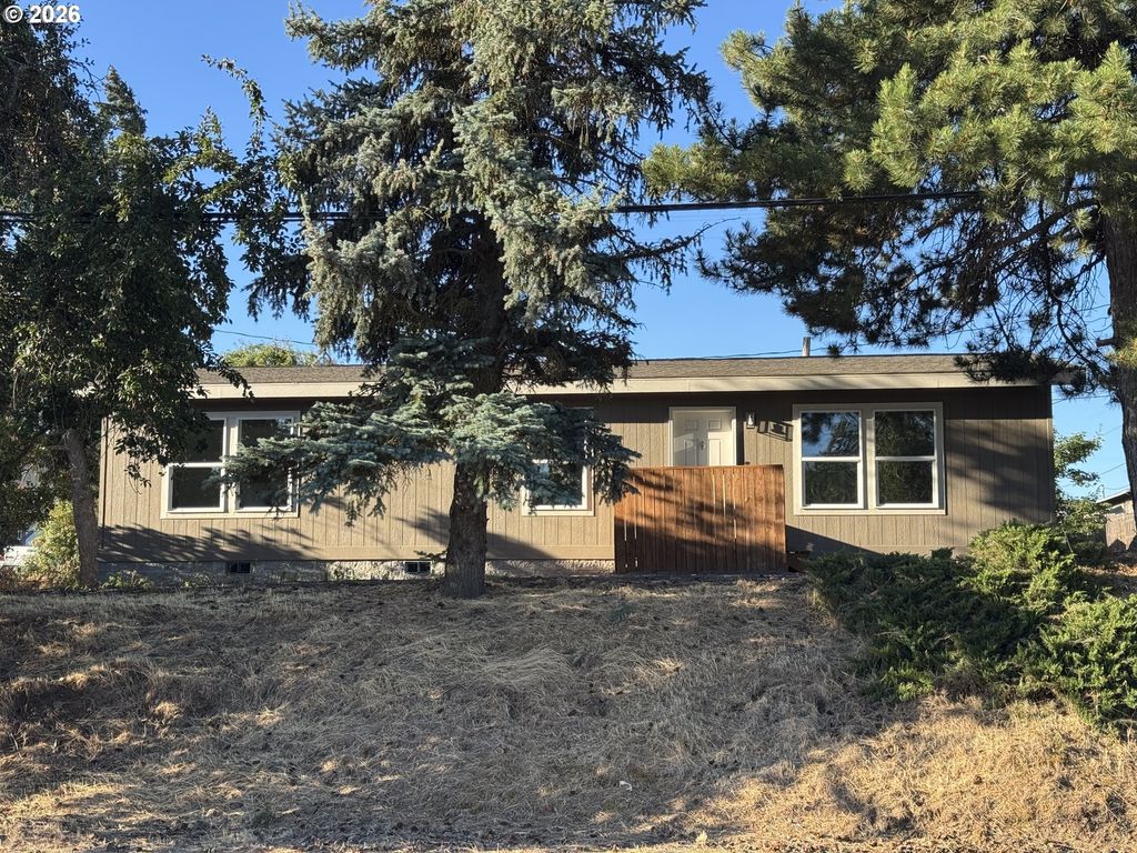 622 Ne 3rd St, Goldendale