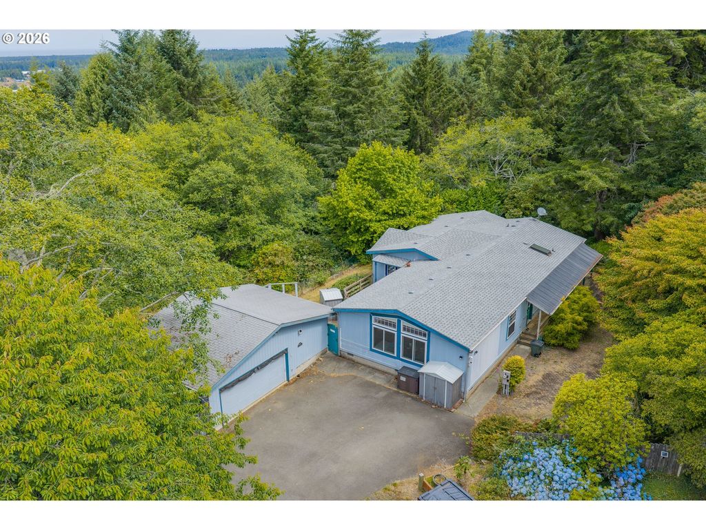 93815 Sunny Hill Ln, North Bend
