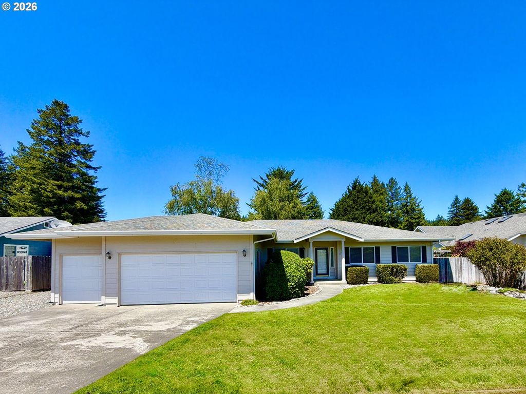 866 Jodee Ln, Brookings