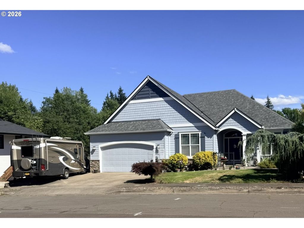 19244 Cantata Dr, Oregon City