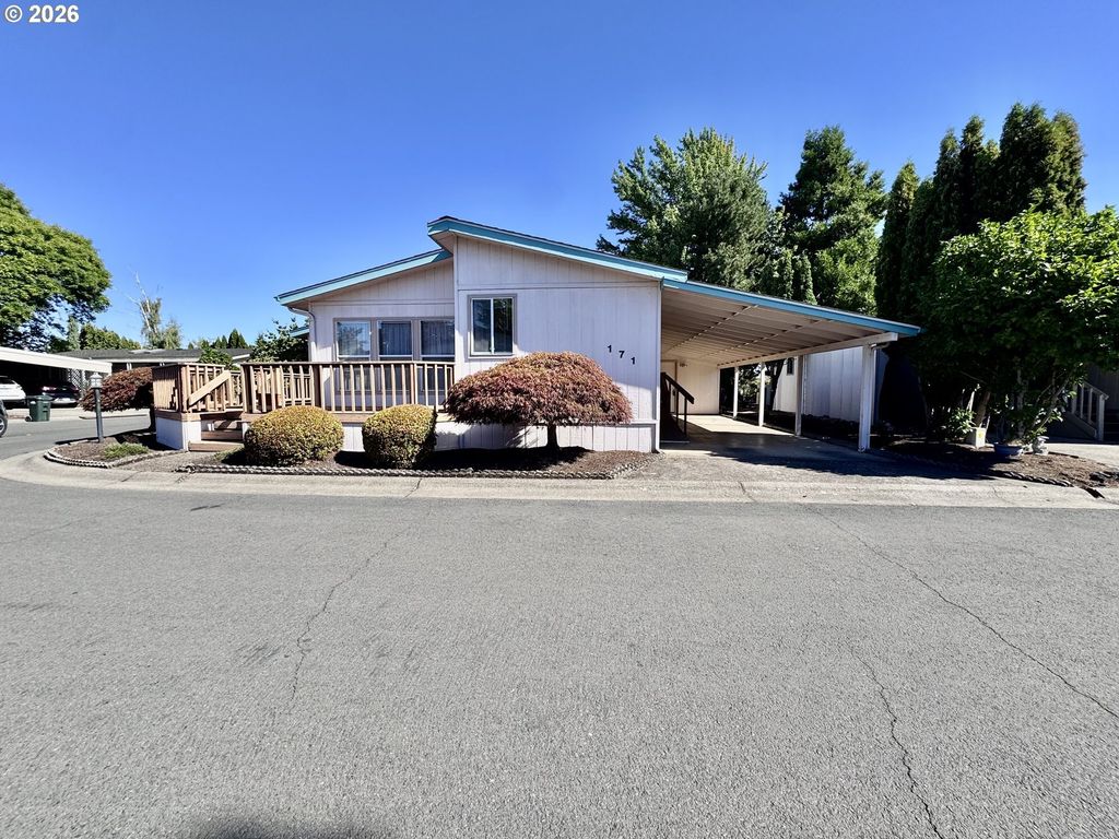 1800 Lakewood Ct 171, Eugene