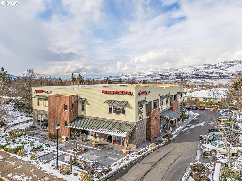 2205 Ashland St 210, Ashland