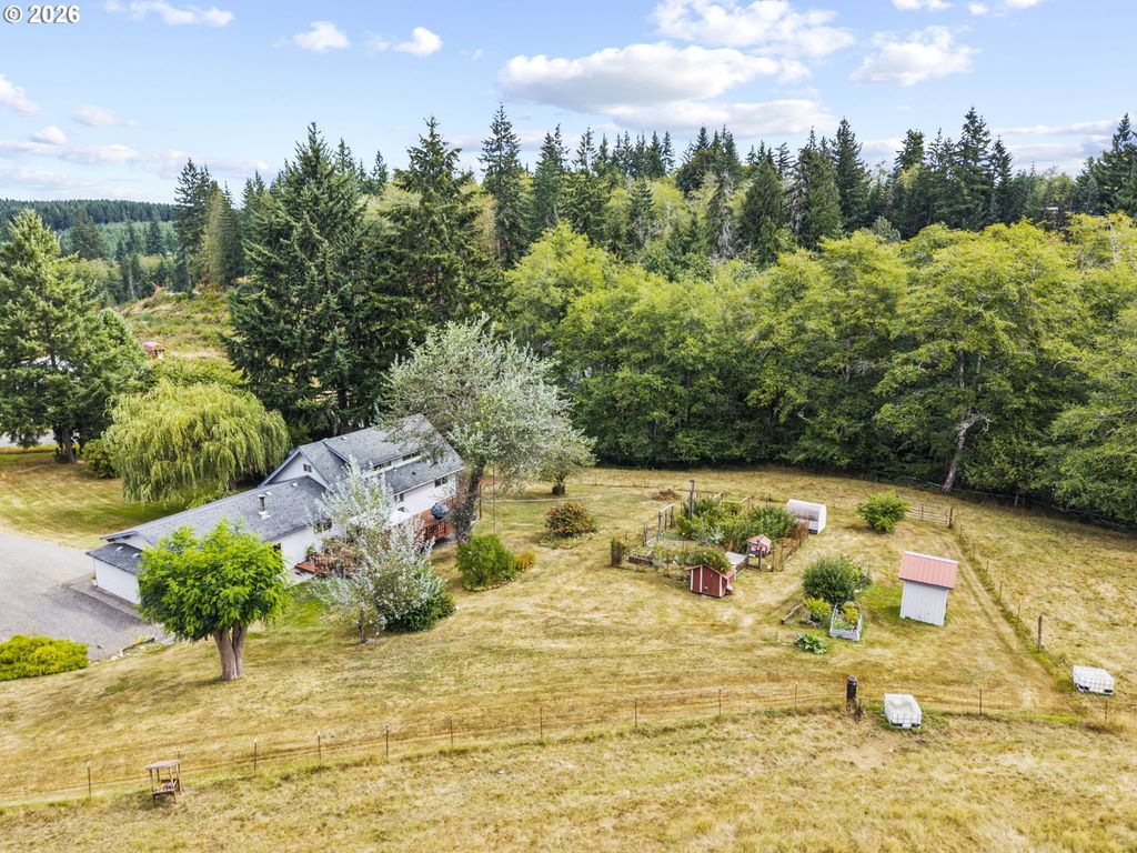 22726 Cedar Grove Rd, Clatskanie
