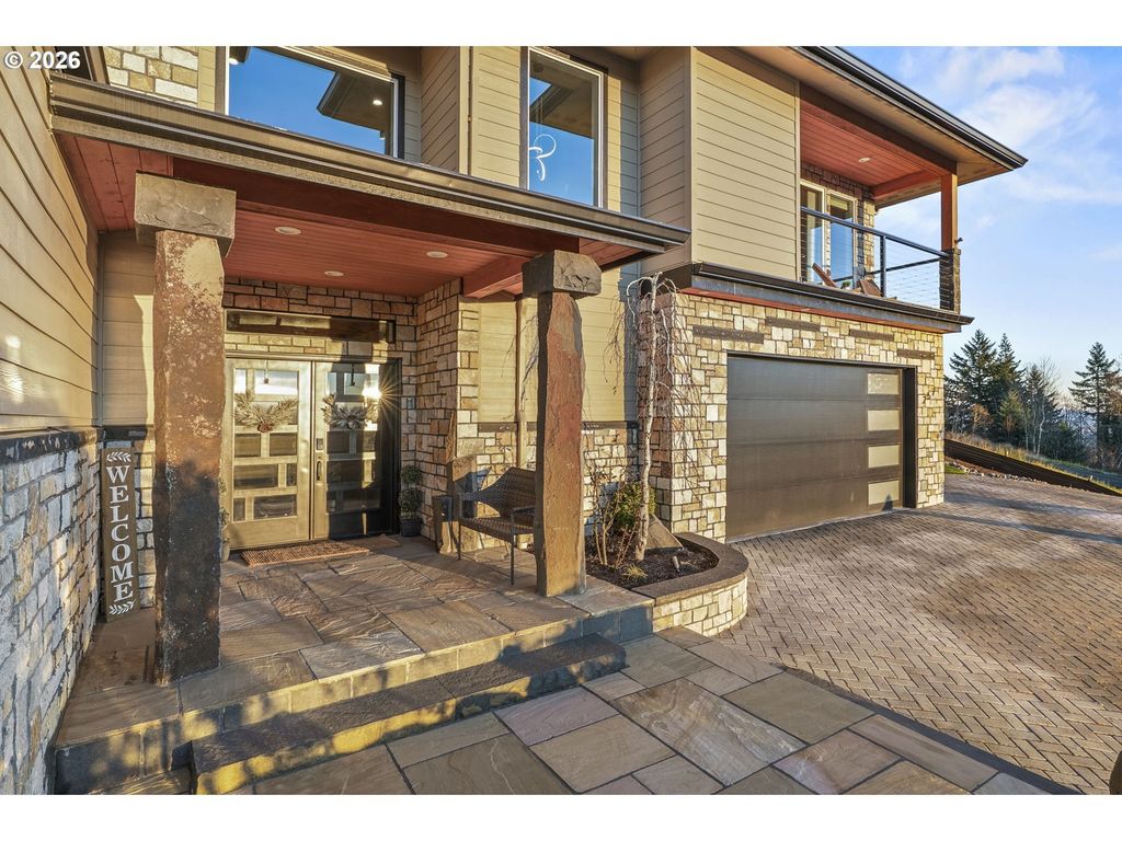 257 Curtis Dr, Longview