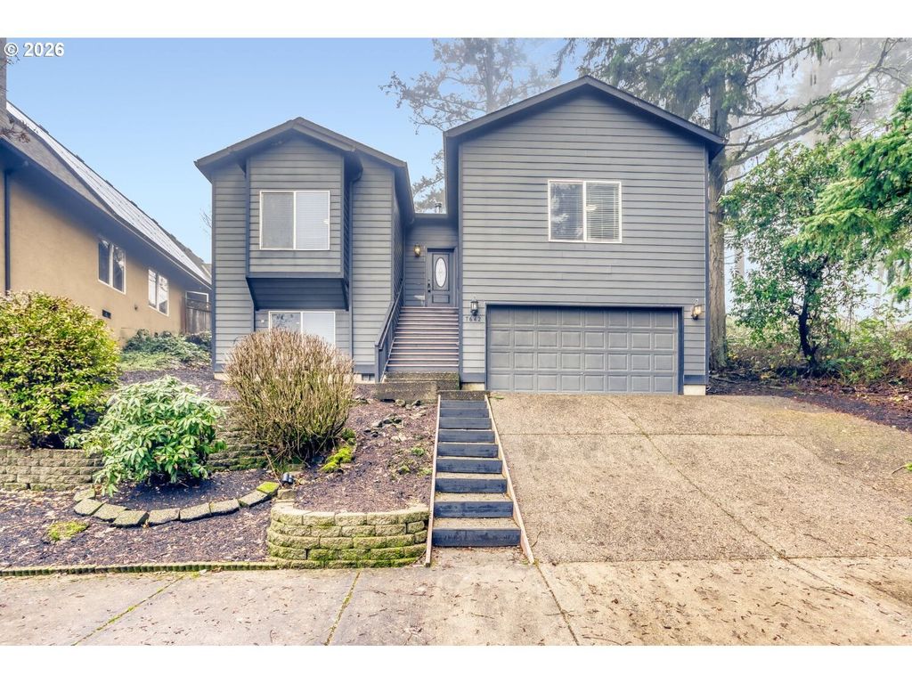 7642 Sw 205th Ter, Beaverton