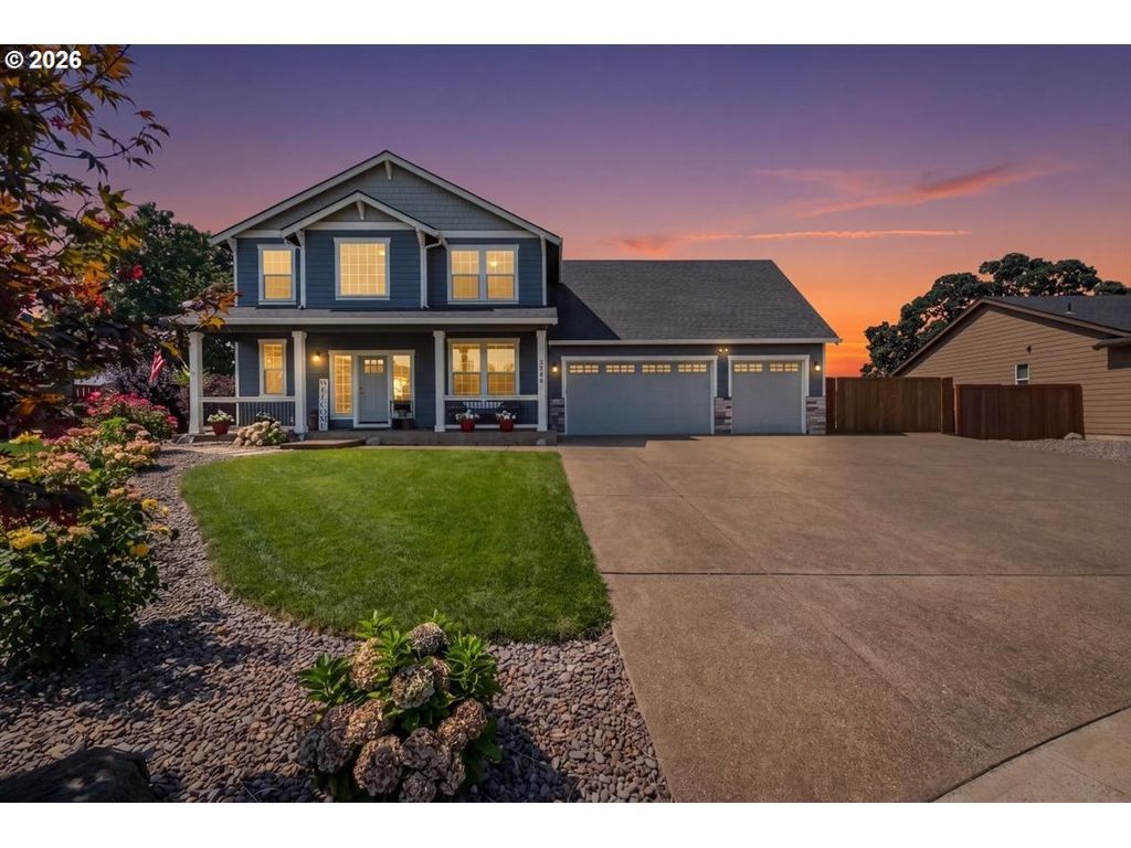 5746 Ne Tuscan Loop, Albany