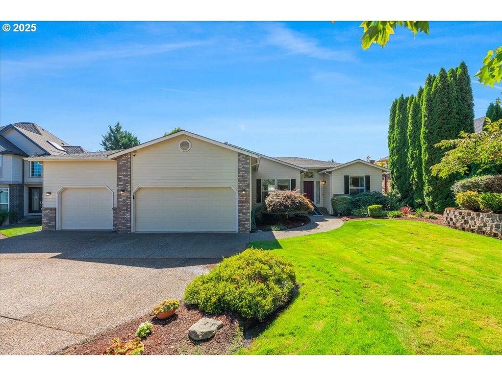 1615 Nw Sisters Ct, Salem