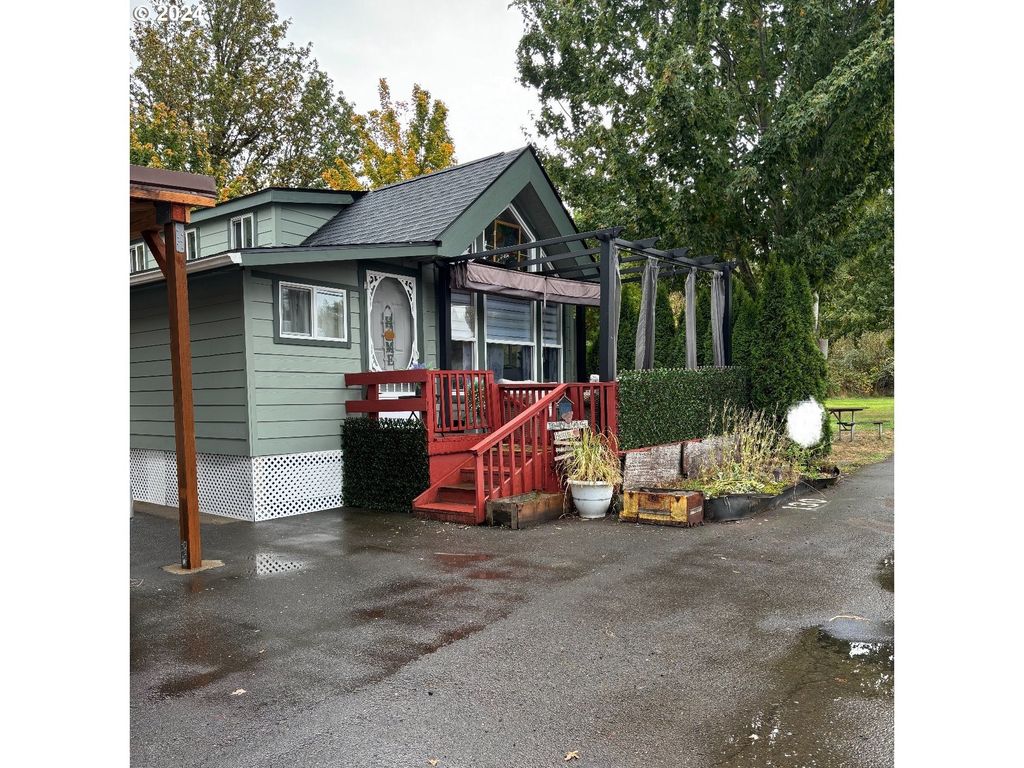 28800 Salmon River Hwy, Grand Ronde