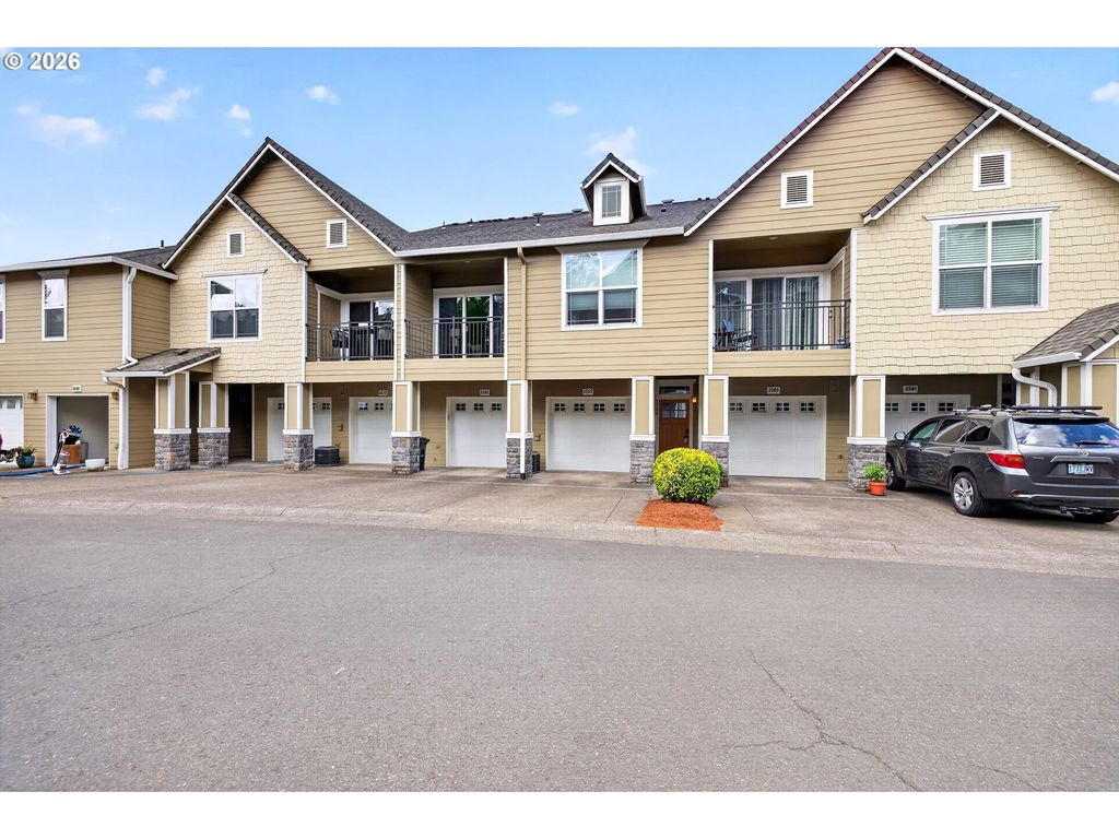 3555 Summerlinn Dr, West Linn